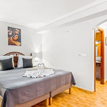 Unique 3-2 Apartmanhotel Torrevieja