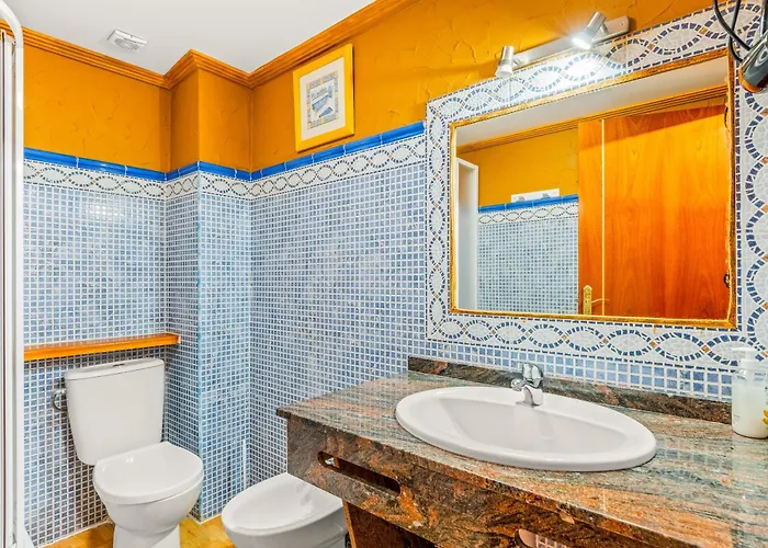 Unique 3-2 Apartahotel